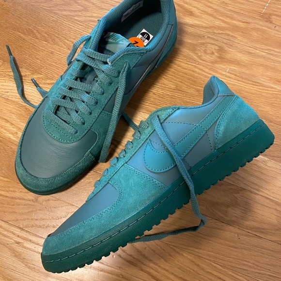 Nike Other - NEW Nike Field General Evergreen Aura